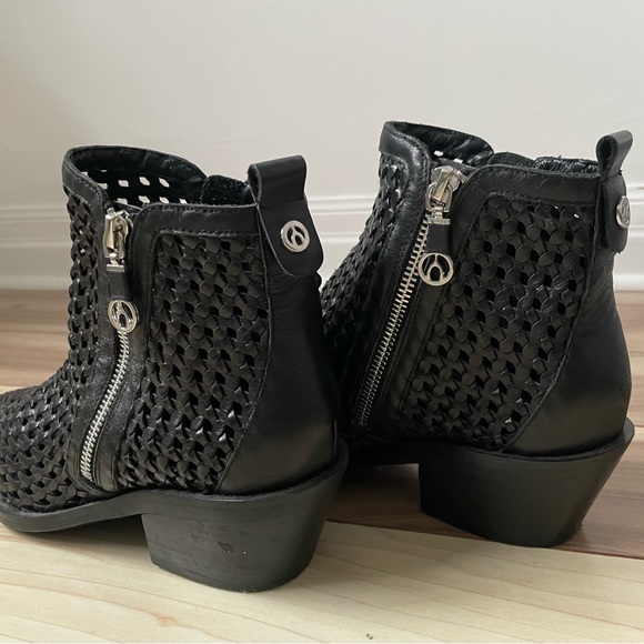 Wishbone Woven Double Zip Boot - Picture 7 of 16